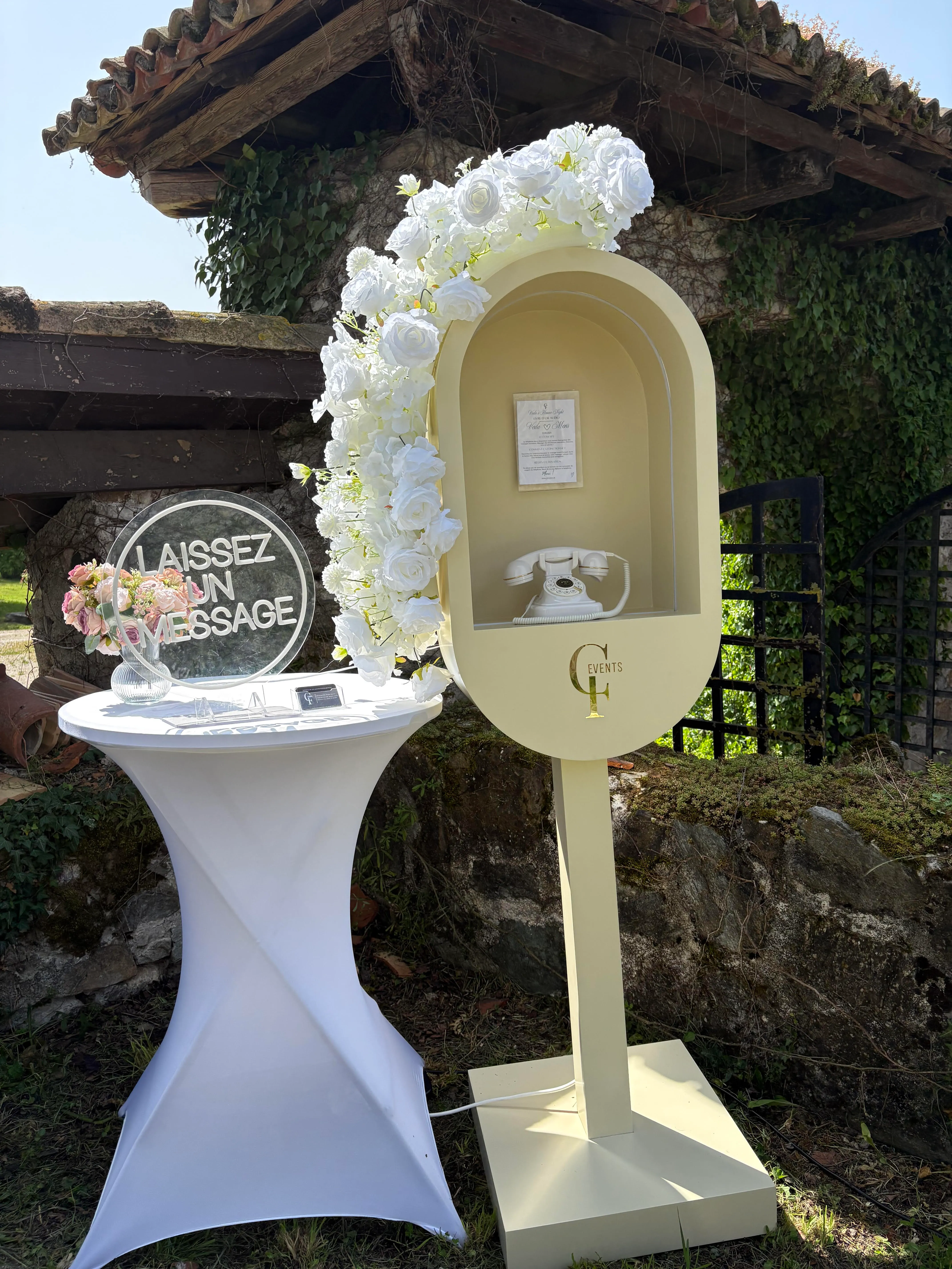 Petite cabine fleurie